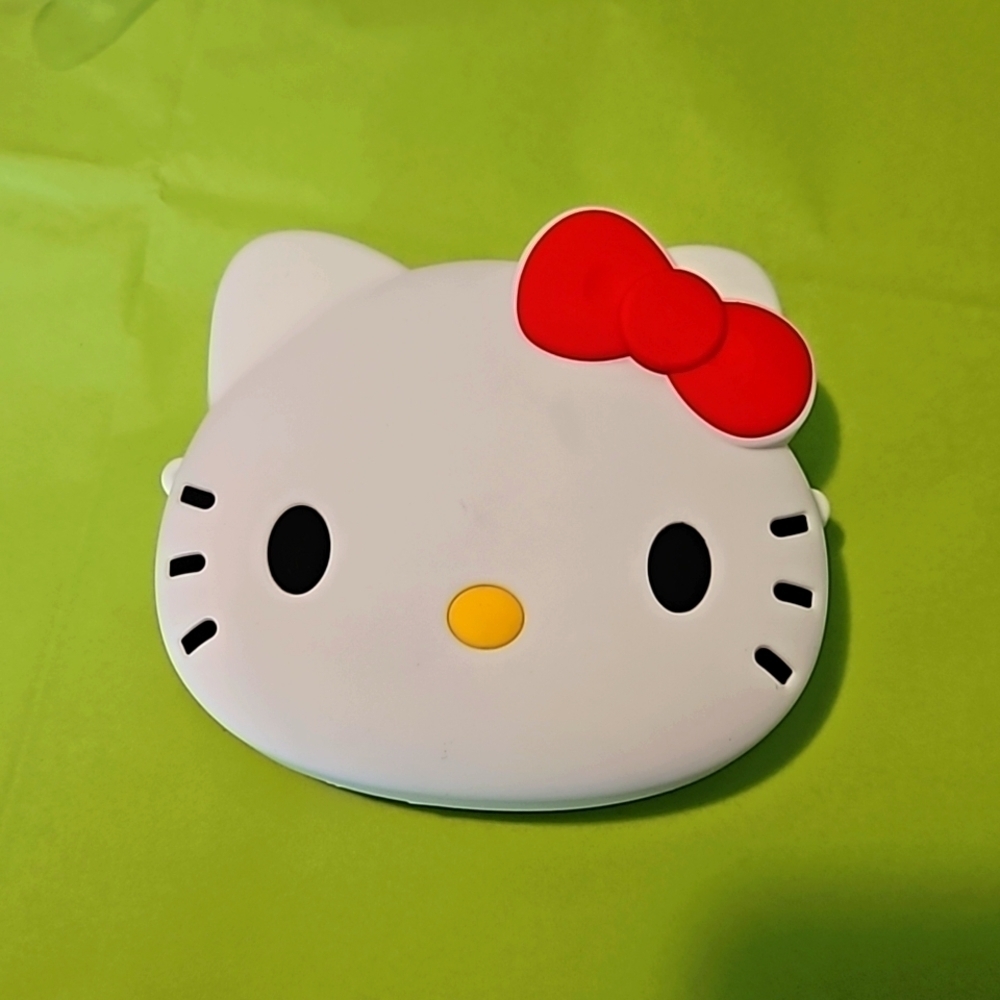 Hello Kitty White Coin Purse Crossbody Bag NWOT